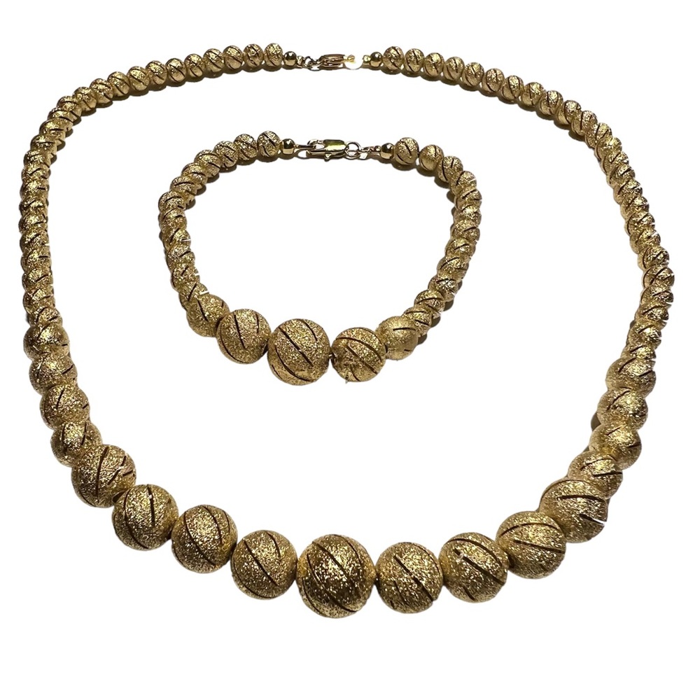 Goldtone Necklace and Bracelet Set